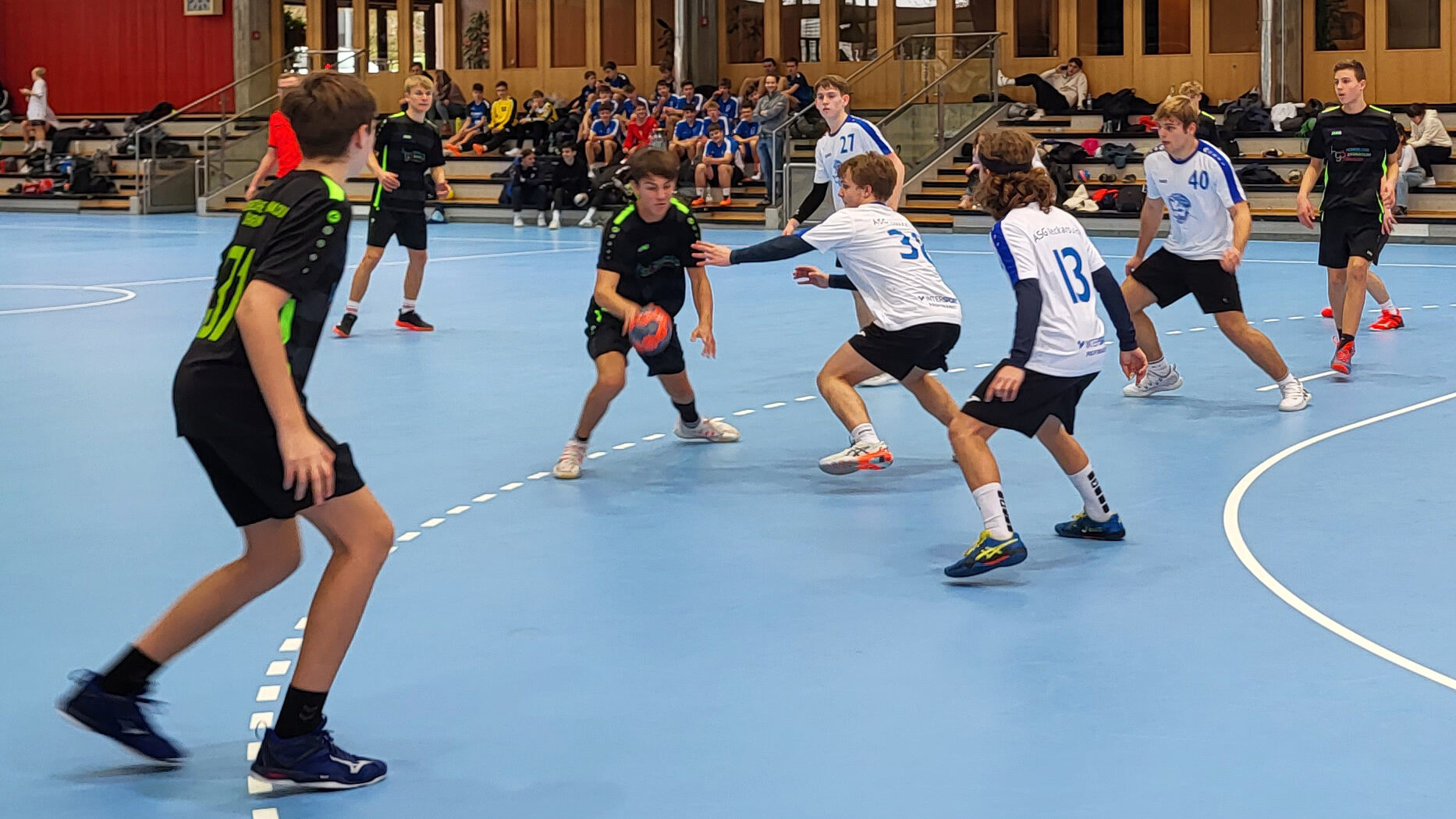 HGÖ Hallenjungs holen Handballsieg